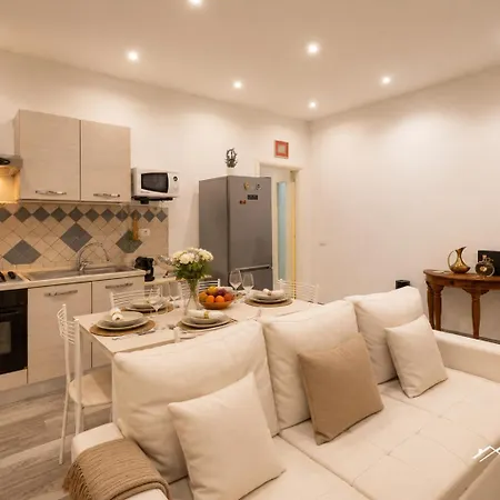 Vatican • 1br • A/c • Prati • By Tilo